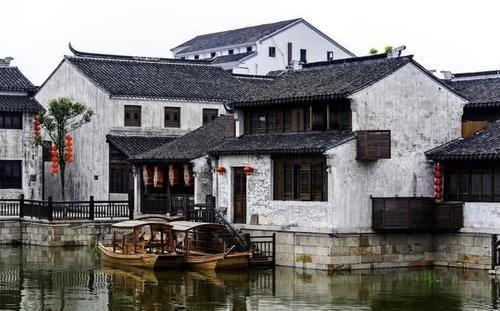 小型的足球赛